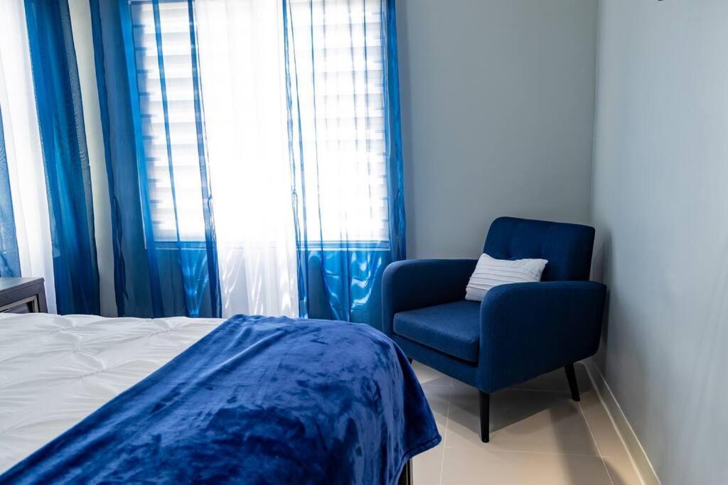 הוילה אוצ'ו ריוס Pyramid Point Manor מראה חיצוני תמונה